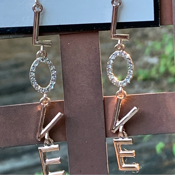 BCBGeneration ROSE GOLD “LOVE” EARRINGS! Long Drop Hook Sparkly Pavé Crystals - Picture 3 of 8